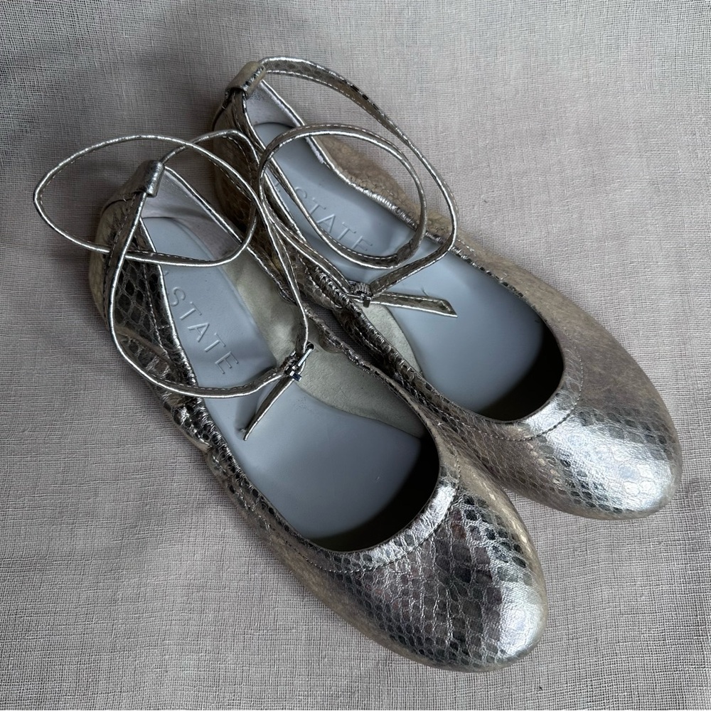1. State Gold Shay Ballet Leather Flat Size 8